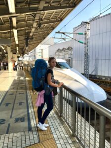Aspettando lo Shinkansen, Giappone​
